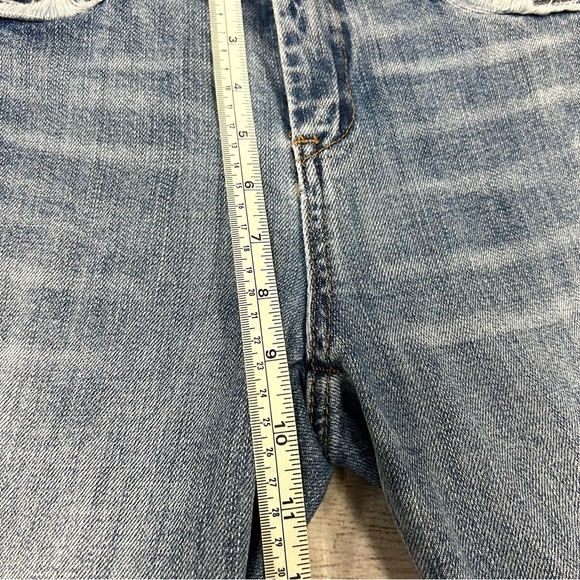 Blank NYC Denim Fray For Days Light Wash Relaxed Skinny Jean Women's Size 28 - Picture 10 of 11